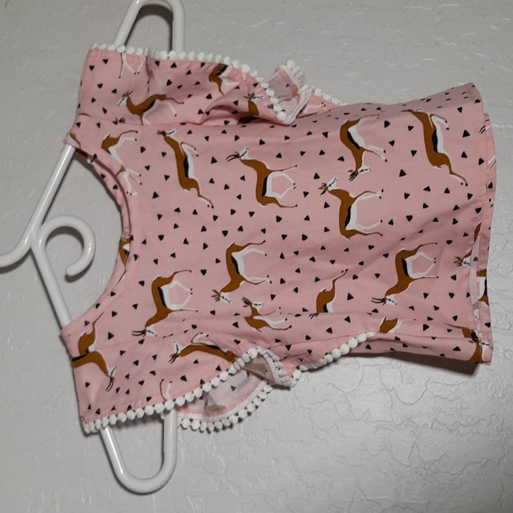 GENUINE KIDS 18M Ruffle Short Sleeve Pink Antilope Pattern Shirt